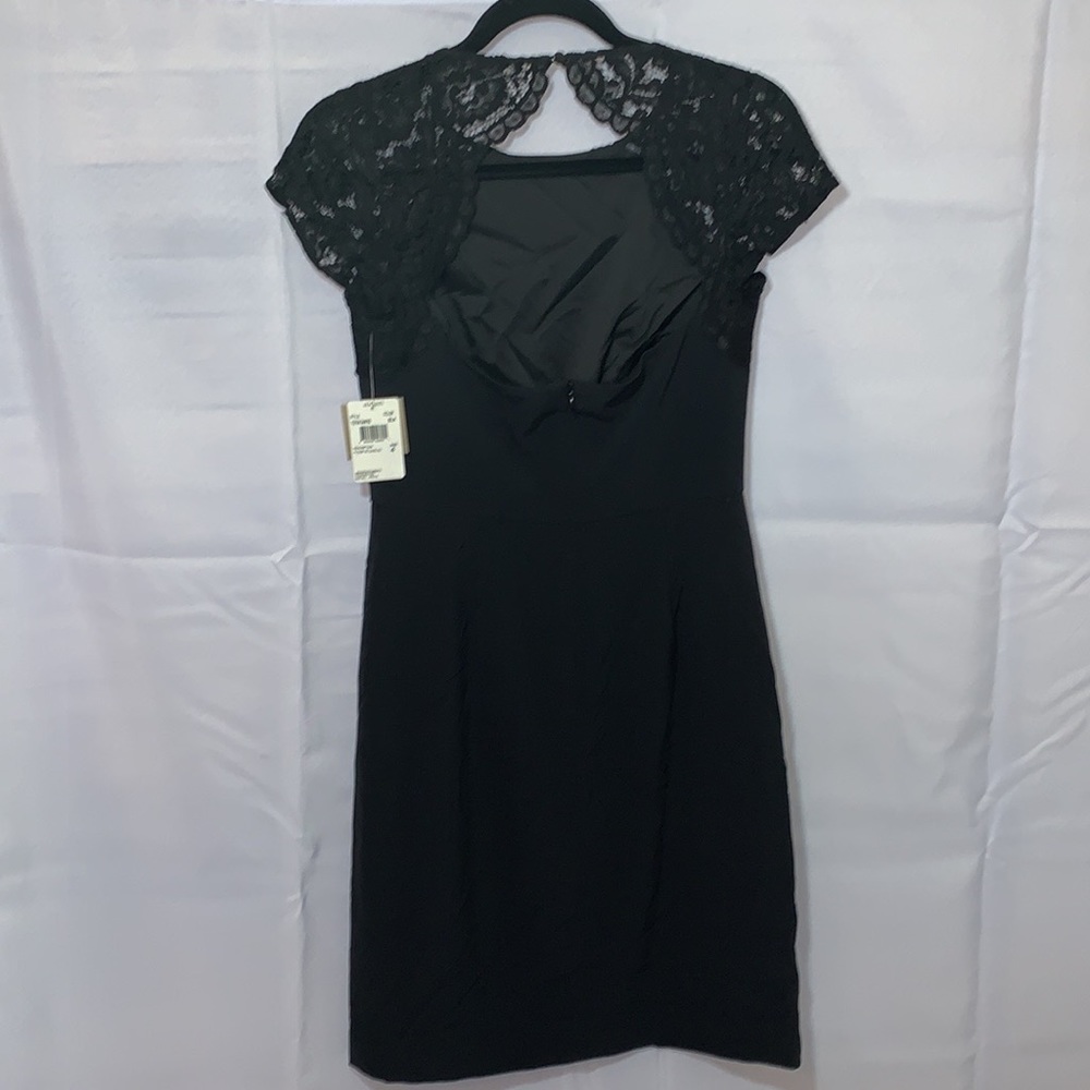 ⭐️ Aidan Mattox LBD black dress lace sleeve open back - Picture 3 of 10